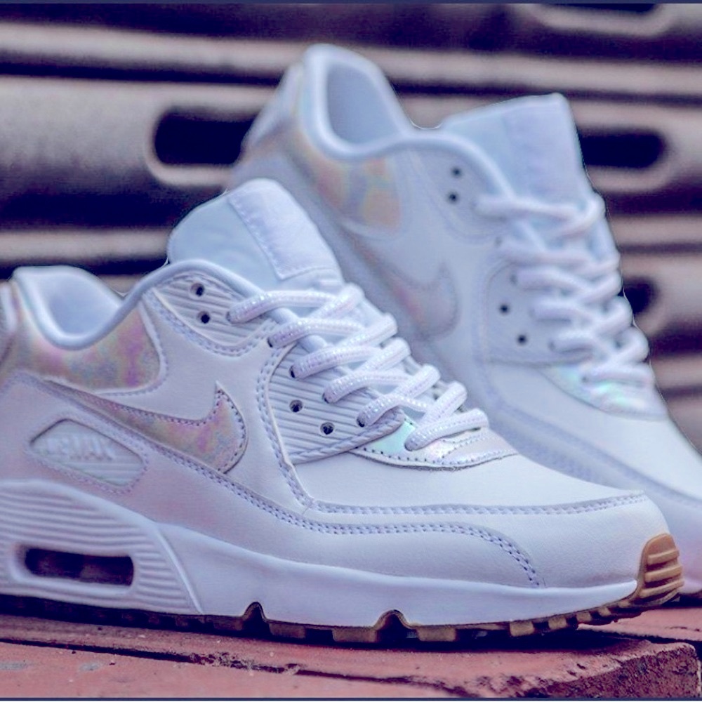 Nike Air Max 90 Sneakers